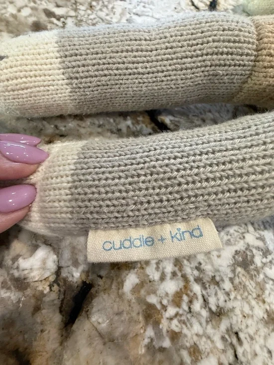 Cuddle + Kind, 20 inch Noah the Dog - Picture 7 of 10